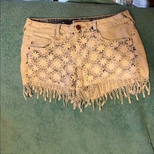 Flower lace Jean shorts